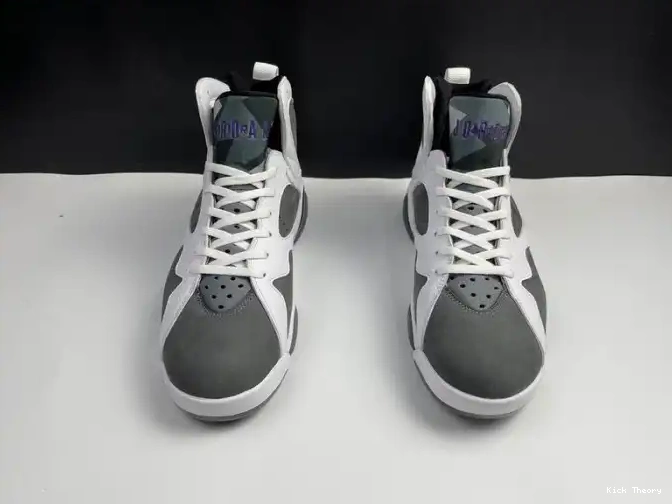 Kicked Out Shoe Store Retro Flint 7 (2021) Jordan CU9307-100 0610